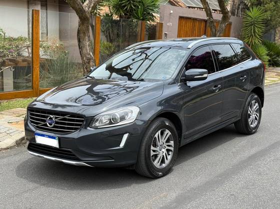 VOLVO XC60 2.0 T5 COMFORT FWD TURBO GASOLINA 4P AUTOMÁTICO VOLVO XC60 2.0 T5 COMFORT FWD TURBO GASOLINA 4P AUTOMÁTICO